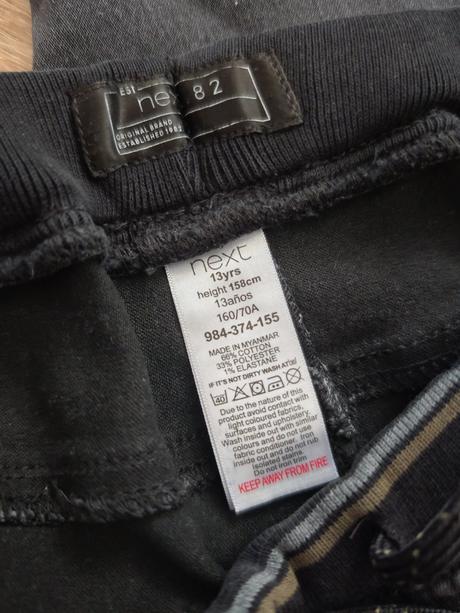 Skvelé šortky, next,158