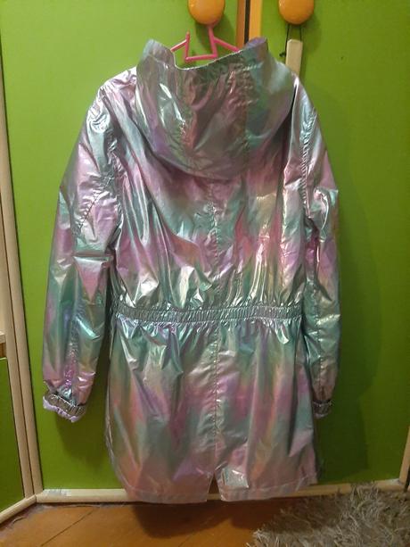 Bunda do dažďa., 