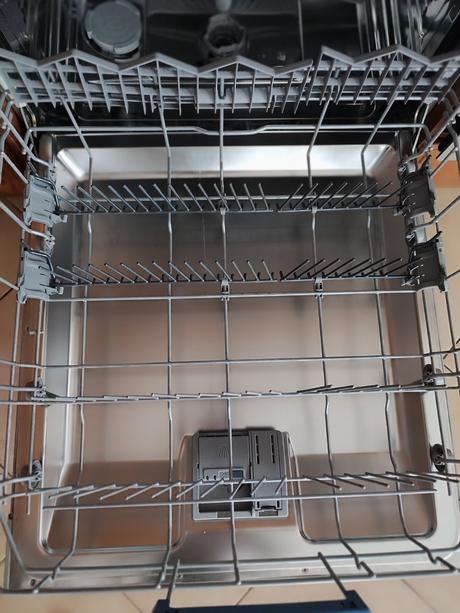 Umývačka riadu zn. bosch, bosch