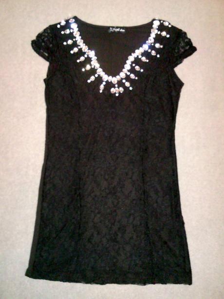 Top/tričko - s, z predu je vyložený kamienkami, s