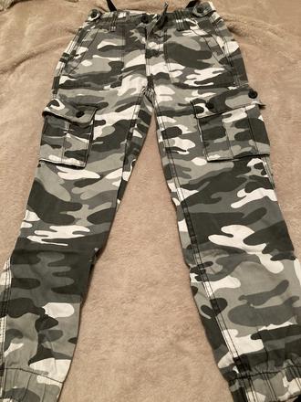 Bershka maskáčové nohavice pre dievča, bershka,32