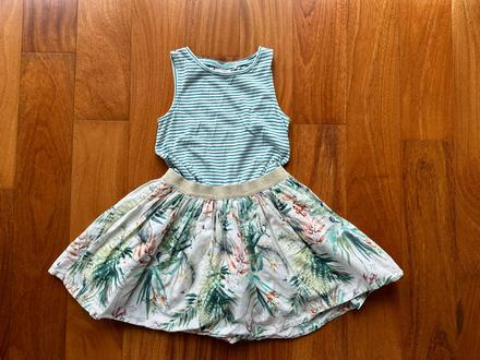 Next šaty, next,122