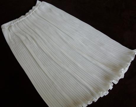 Biela plisovaná sukňa veľ. l, l