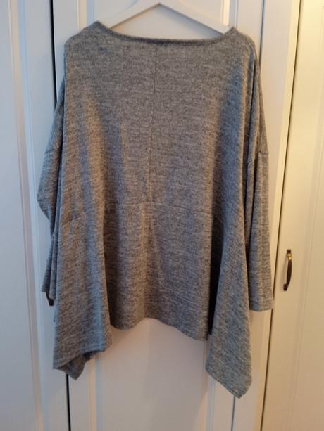 Asymetrické tričko, 46