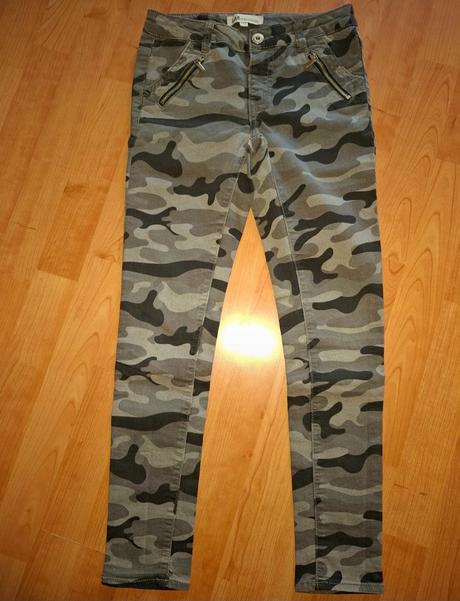 Dievčenske nohavice, 146