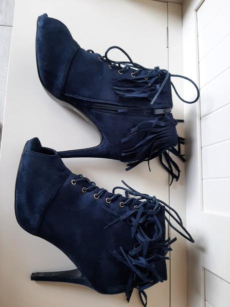 Topánky so strapcami, 41