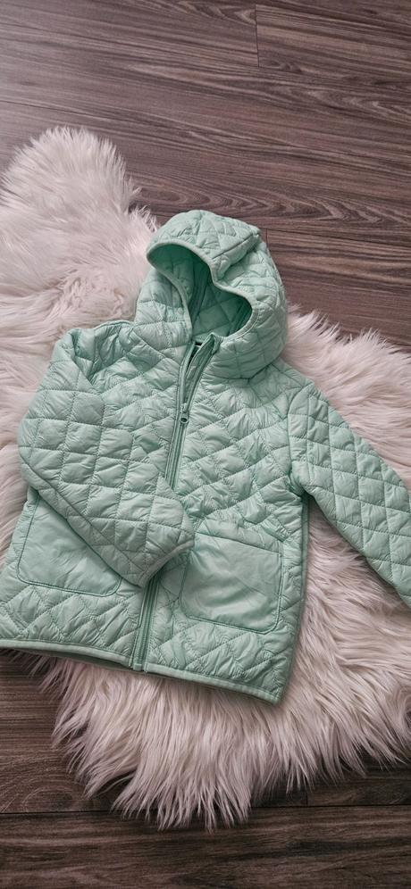 Jesenna vetrovka, 104