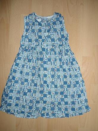 Modre tenke saty, 104