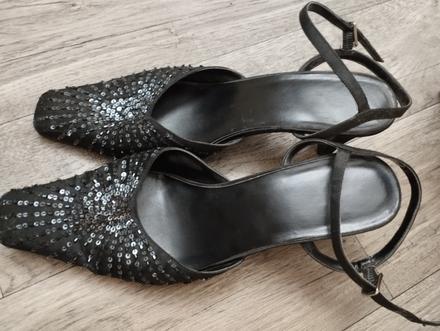 Čierne elegantné sandále č.39, 39