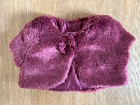 Skladané, tylové šaty s kožušinovým bolerkom, f&f,68