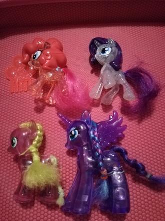 Priehladny my little pony,