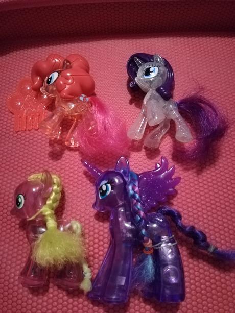 Priehladny my little pony,
