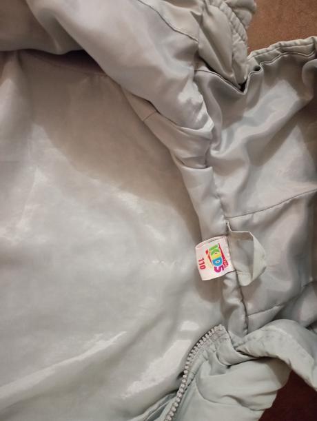 Prechodné bundy, 110