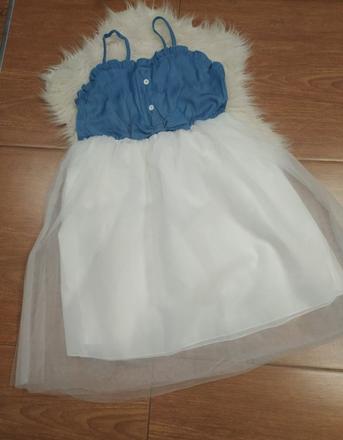 Šaty s tylovou sukňou, 152