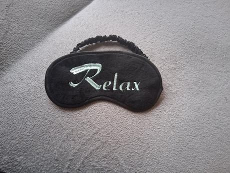 Maska na oči na spanie ako nová, 