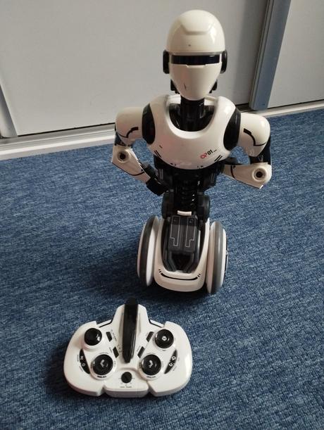 Robot na ovládanie, 