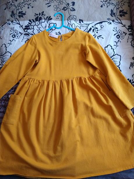 Dievčenské šaty, 134