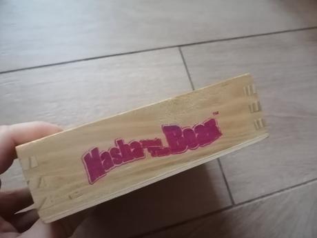 Drevená hračka, puzzle, máša, obliekanie, šaty,