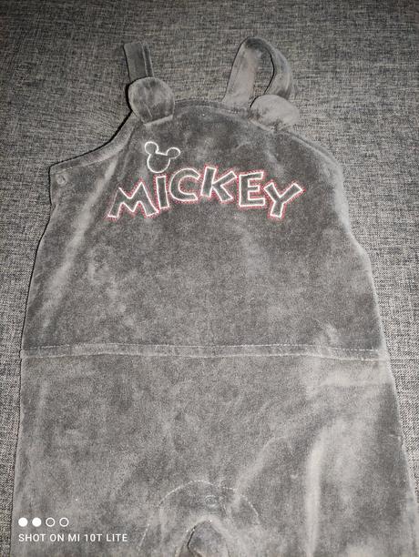 Nohavice na traky, disney,80