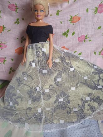 Barbie šaty,