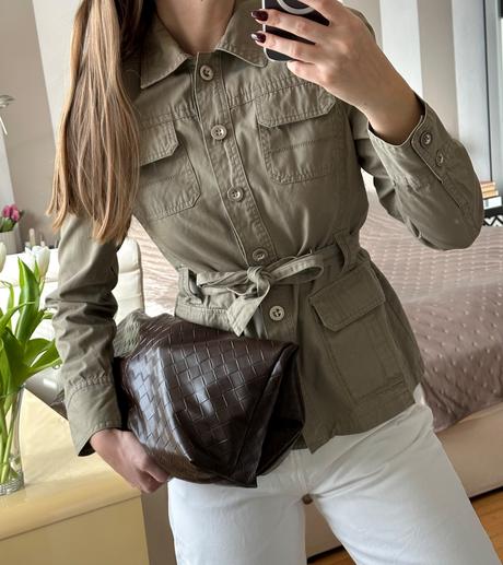 Viral štýlová vrchná khaki košeľa s opaskom, s