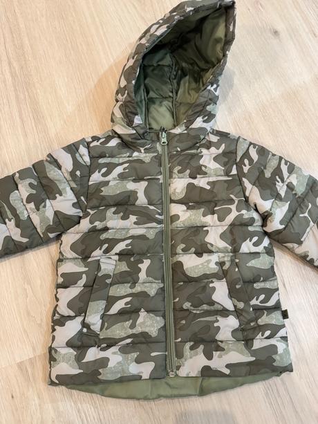 Vetrovka benetton, benetton,104