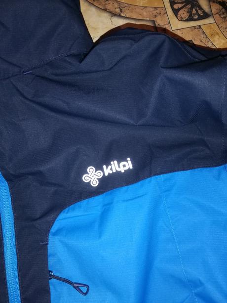 Nepremokava bunda s visackou, l