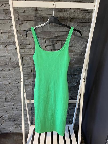 Zara v.s dve farby kus 6 eur, zara,s
