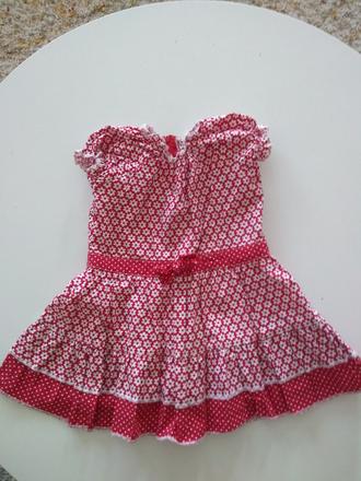 Dievčenské šaty, 92