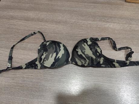 Plavky censored veľ. 38, košíky 85c, m