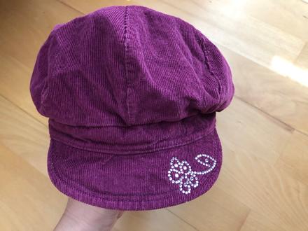 Ciapka na 5-8 rokov obvod 52 cm, marika,122