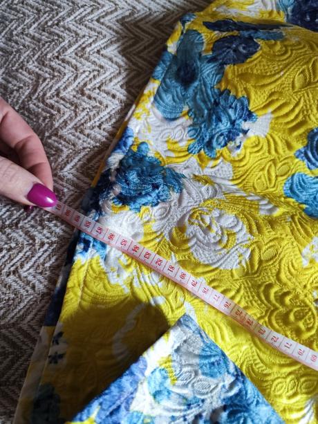 Spoločenské šaty s, s