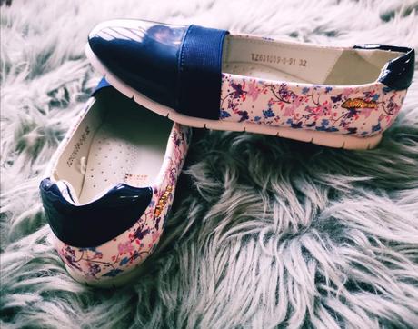 Dievčenské baleríny-nenosené, 32