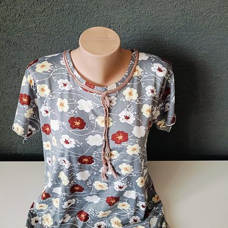 Kvietkovane saty, xl