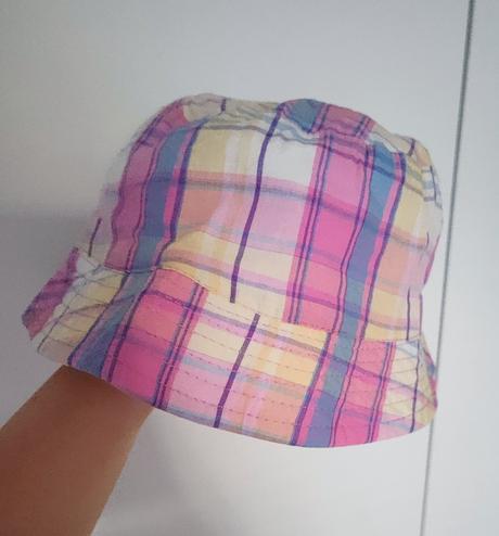 Klobúčik, lewro,80