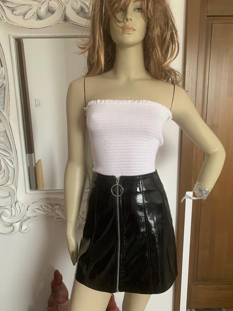 Lakovana sukna berschka, bershka,xs