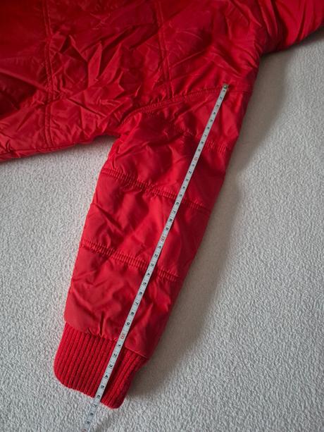 Červená zimná bunda, kenvelo,104