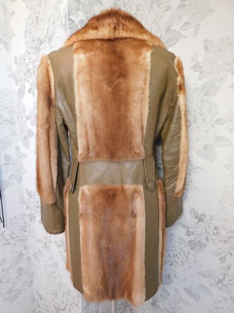 Pekny kabat z norky a pravej kože, 38