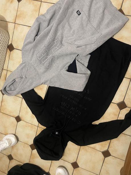 Predlzene mikina superdry, superdry,s