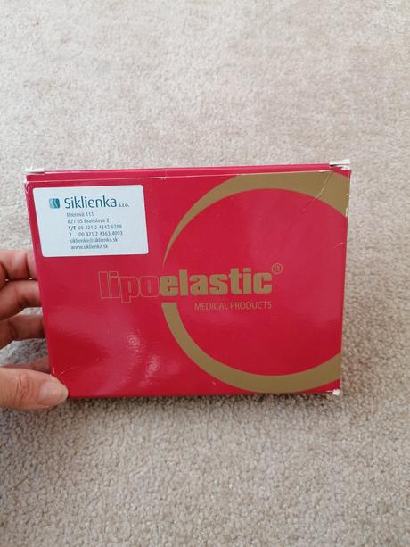 Pooperačná celenka, s