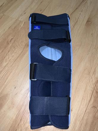 Kolenná ortéza tuasne s,