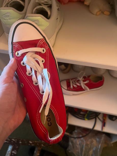 Converse, converse,36