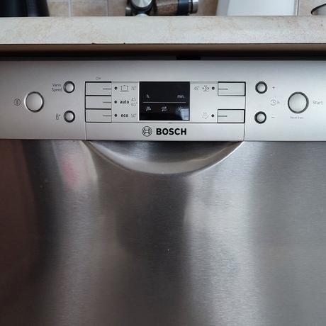Umývačka riadu zn. bosch, bosch