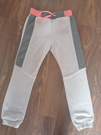 Sivé tepláky, h&m,116