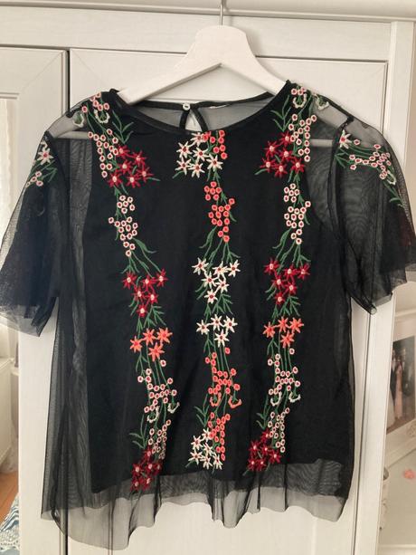 Vyšívaný top, zara,152