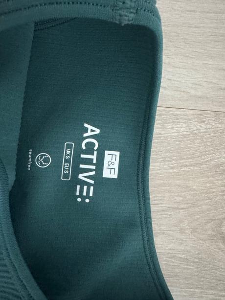 Damsky set na cvičenie, f&f,s