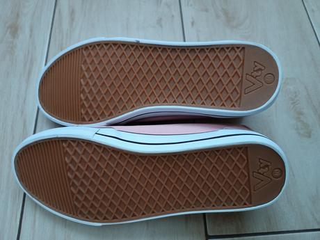 Ružové tenisky c.40, deichmann,40