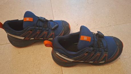 Turistické tenisky, salomon,31