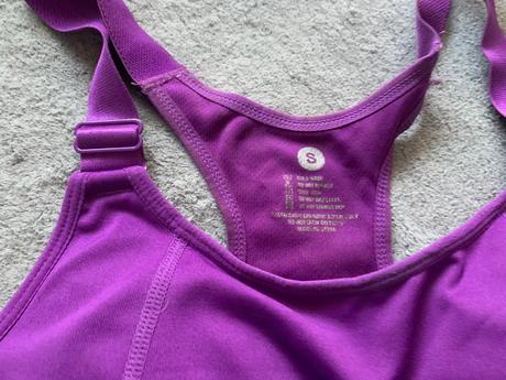 Dievcenska sportova podprsenka, s