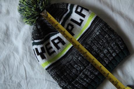 Darujem čiapočku, reserved,92